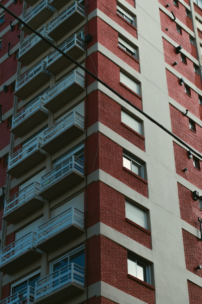 brown and white concrete building